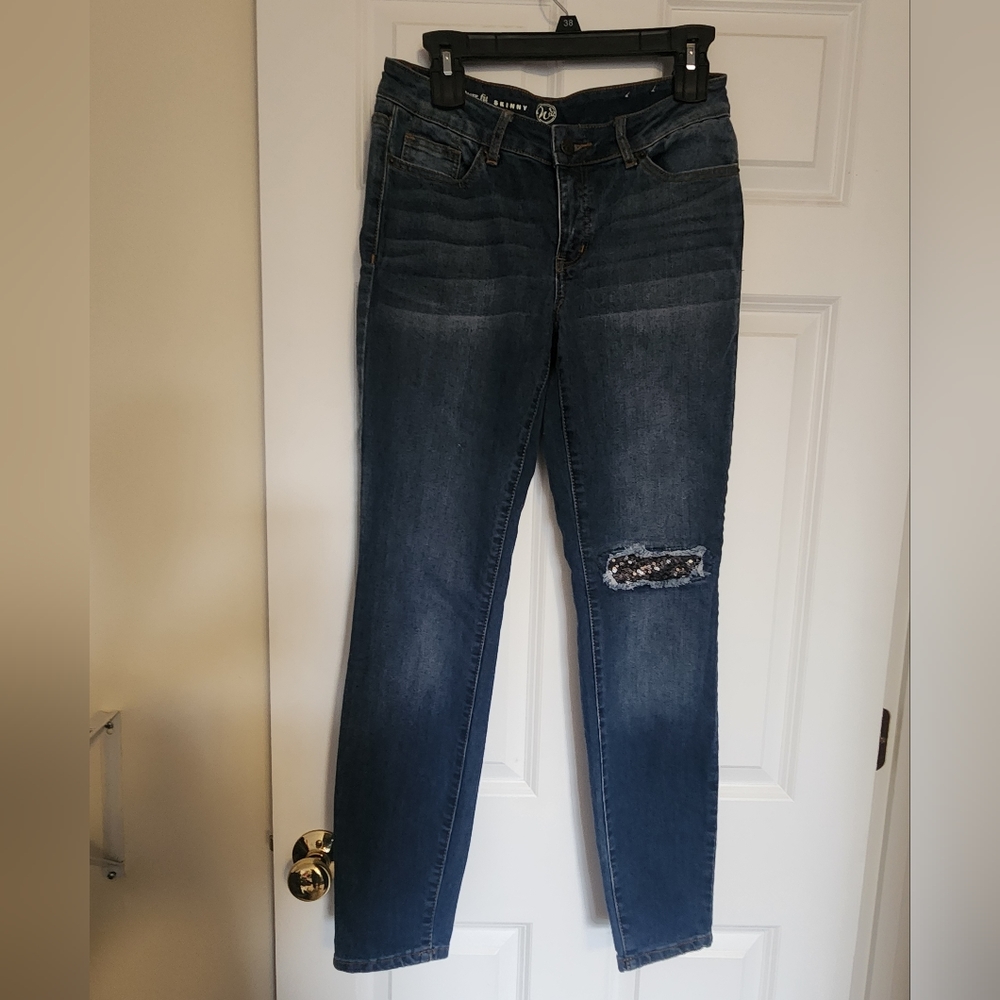 NWOT Sequin patch skinny jeans